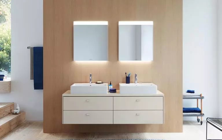 新配管 - 2019：蛇口、流し台、アメージングデザインのトイレ