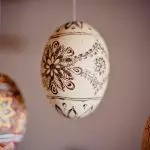 تکنیک تخم مرغ عید پاک دکوپگ: کار با سنجاب تخم مرغ