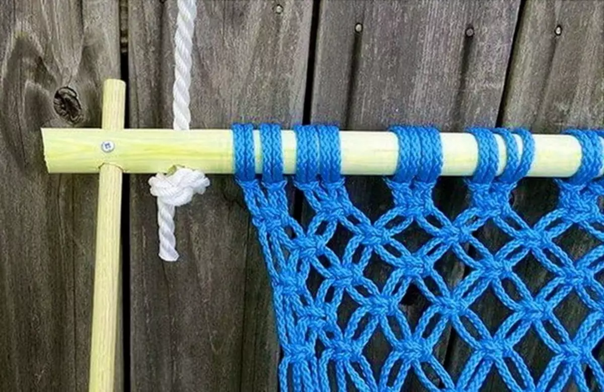 Hammock endur me duart tuaja në Teknikën Macrame