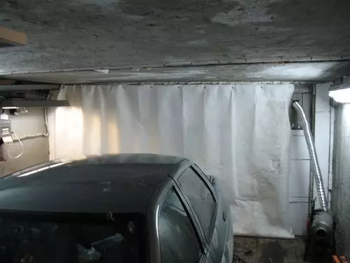 Як падабраць уцепленыя шторы на вароты гаража