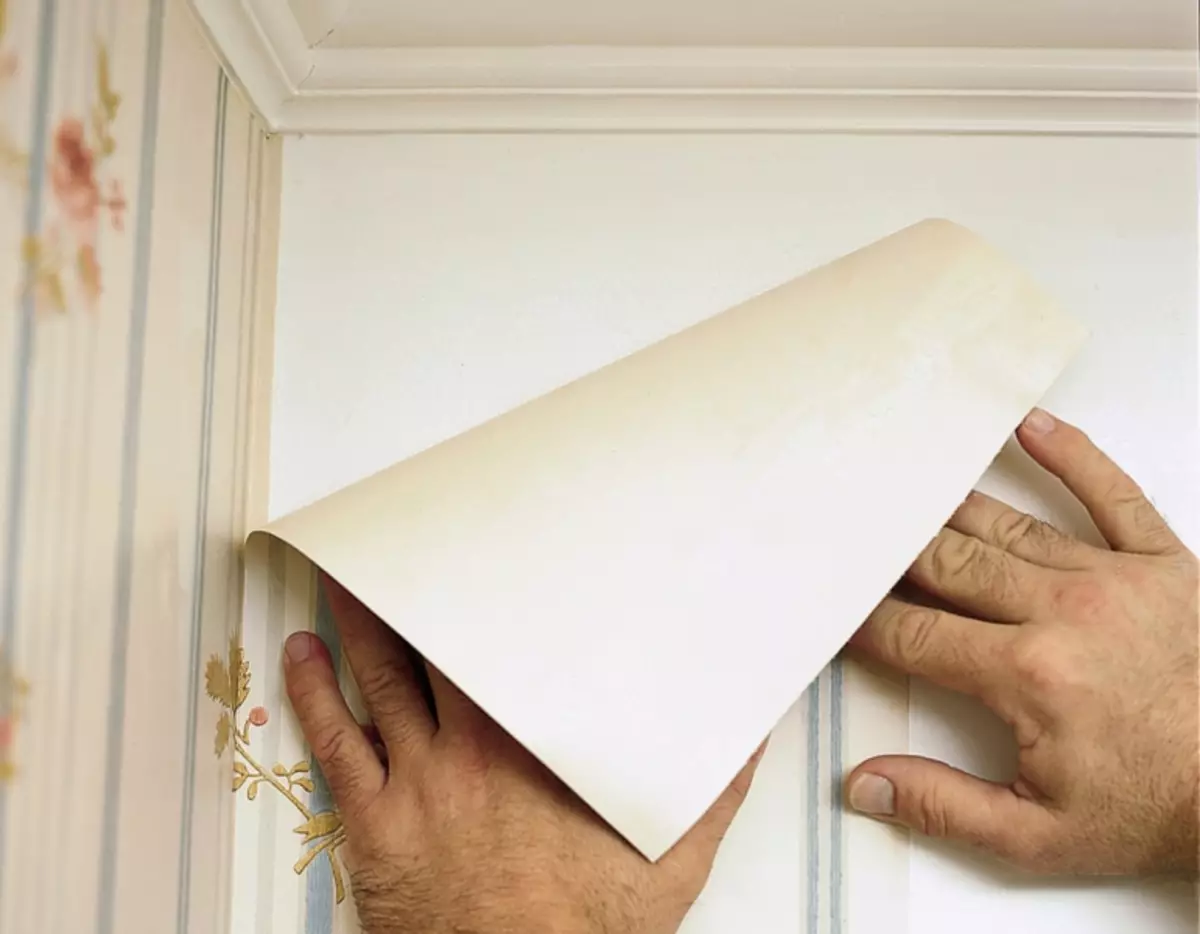Como usar a cola de choque do papel de parede: 4 conselhos detalhados