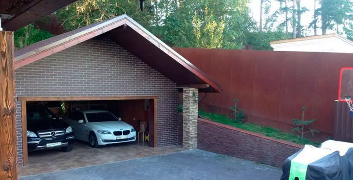 Wie errichtet man eine Garage für das Auto alleine
