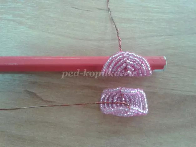 Rose nke beads na ụdị Greek maka ndị mbido na vidiyo na vidiyo