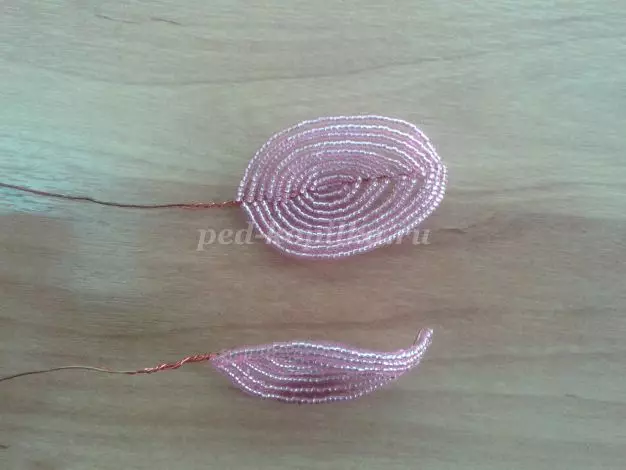 Rose nke beads na ụdị Greek maka ndị mbido na vidiyo na vidiyo