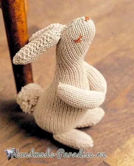 兔子用針織針。針織方案