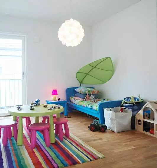 Interior do quarto das crianças para uma menina 5 anos