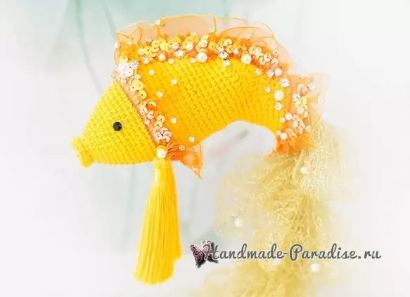 Oro Fish Amigurumi. Crochet