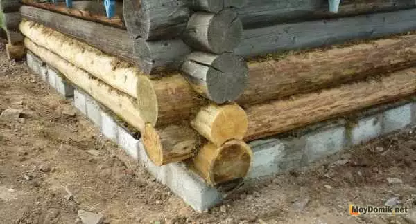 Popravak temelja drvene kuće - od uklanjanja pukotina, do potpune zamjene