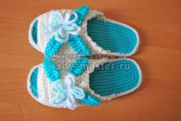 Sandal rumah tangga rajutan dengan crochet: skema dan video untuk pemula, lakukan trek di kelas master