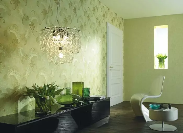 Wallpaper hijau untuk ruang tamu besar