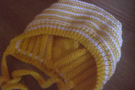 新生児のための編み針：キャップと帽子の帽子
