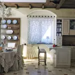 Zdobení oken v kuchyni: 6 možností designu