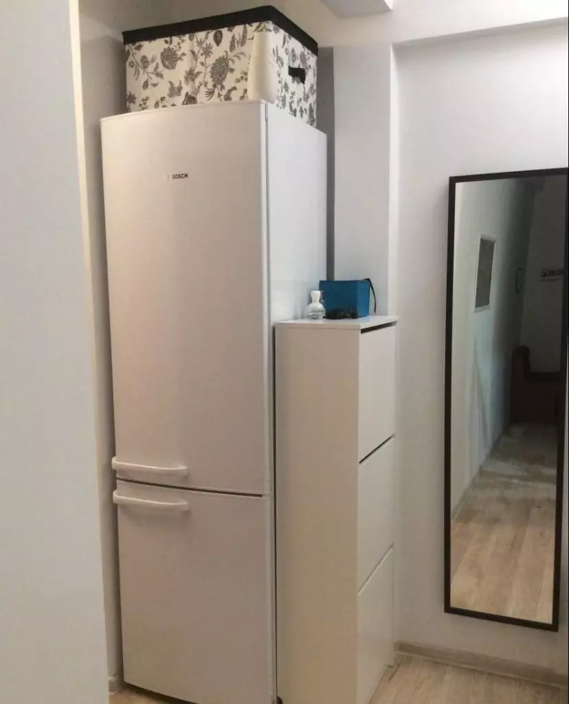 廊下の冷蔵庫