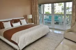 עיצוב חדר שינה בשילוב עם מרפסת (תמונה)
