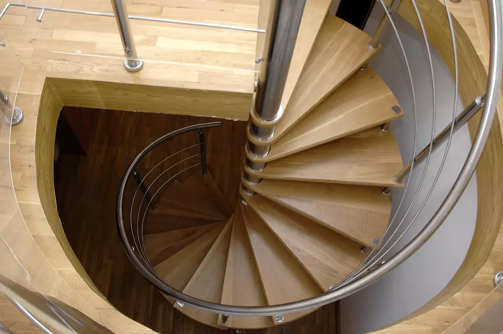 staircase screw ສໍາລັບຊັ້ນສອງ