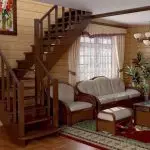 Jenis tangga ke tingkat dua: Pilih pilihan yang sesuai untuk rumah persendirian (+65 foto)