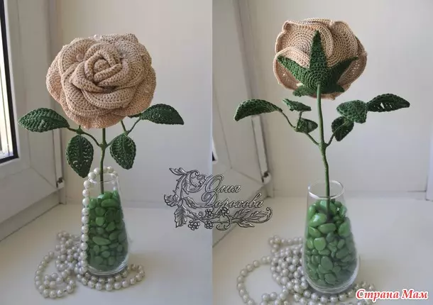 Rose Crochet: Litar pada video dan foto, bagaimana untuk mengikat bunga yang indah dengan tangan anda sendiri