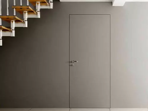 Portas escondidas interroom sob pintura