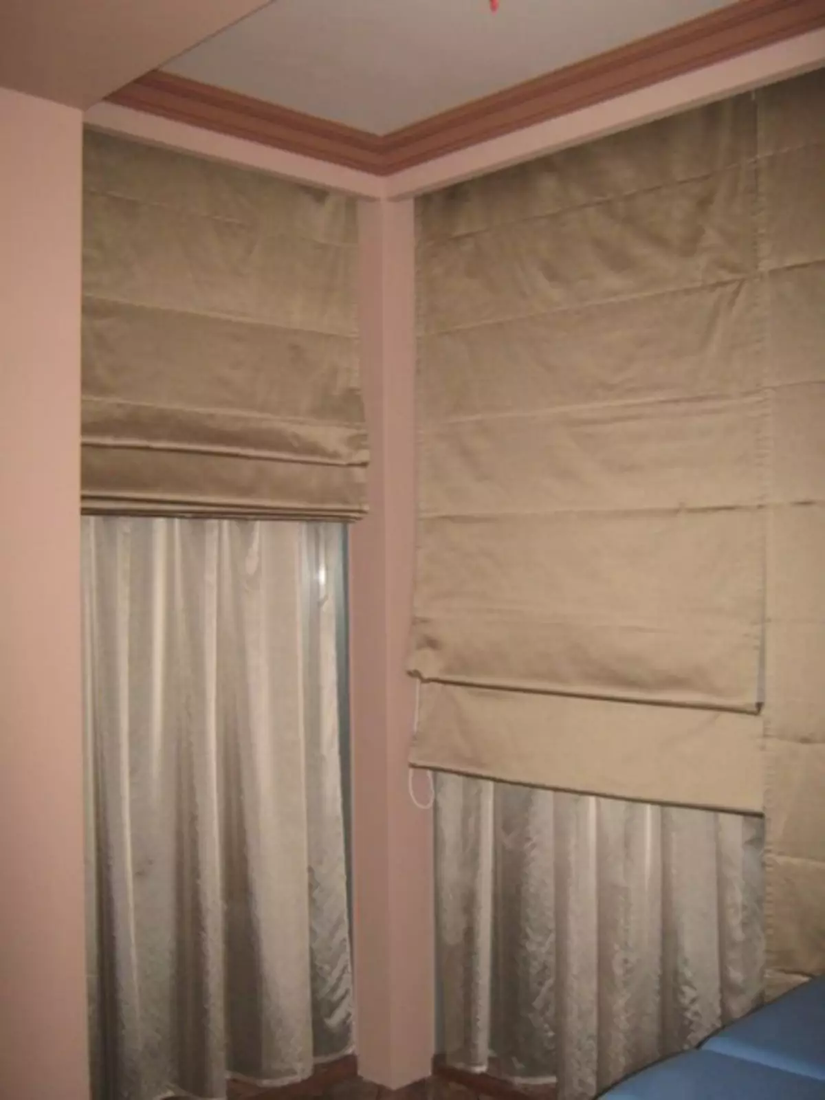 如何在2,3或4窗口中选择私人住宅中的窗帘