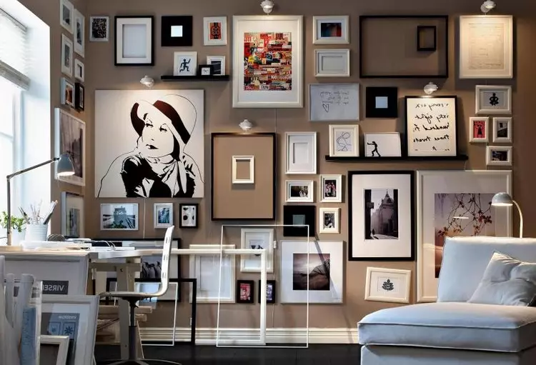 30 maniere om die mure in die huis te versier: eenvoudige idees vir die gesellige dekor van die woonstel (38 foto's)