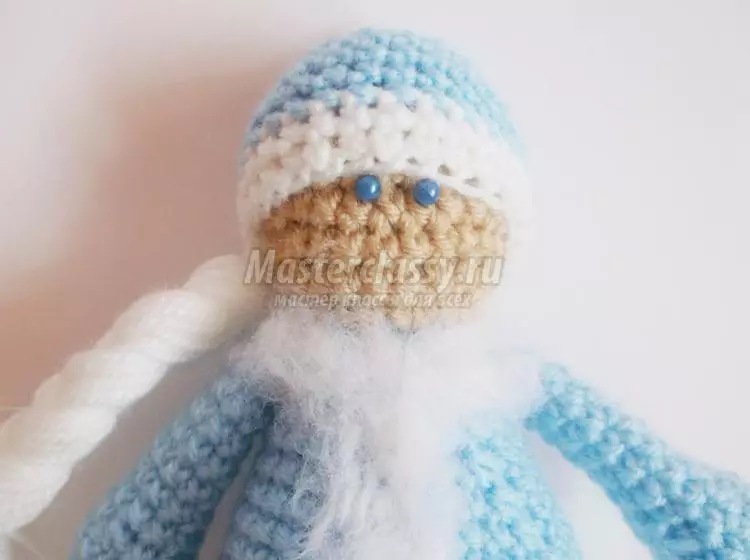 Amigurumi สำหรับผู้เริ่มต้น: Schemes และ Master Classes พร้อมวิดีโอสอนเพื่อถักของเล่น