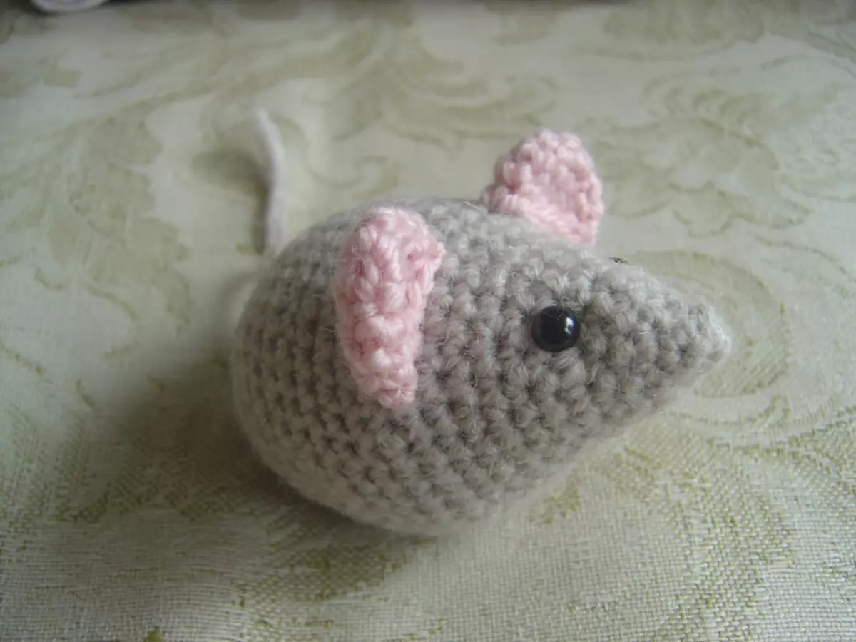 Amigurumi për fillestarët: skemat dhe klasat master me video tutorials për të thurur lodra