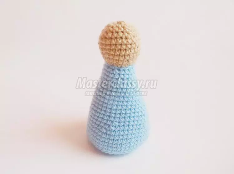 Yeni başlayanlar için Amigurumi: Oyuncakları örmek için video öğreticilerle şemalar ve ana sınıflar