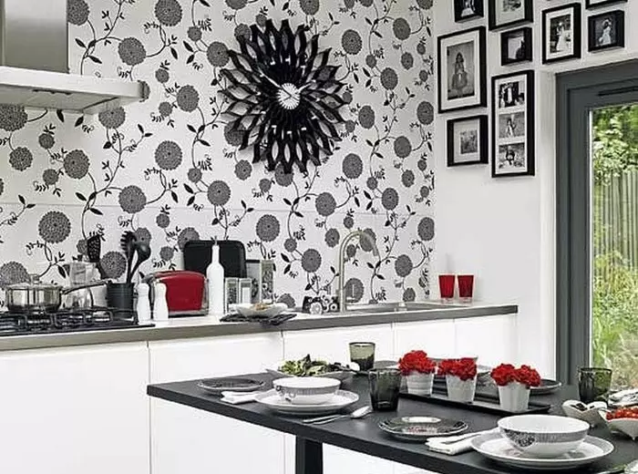 Which Wallpaper Pick to the kitchen of white