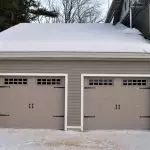 Як уцяпліць гараж на дачы ў зіму?