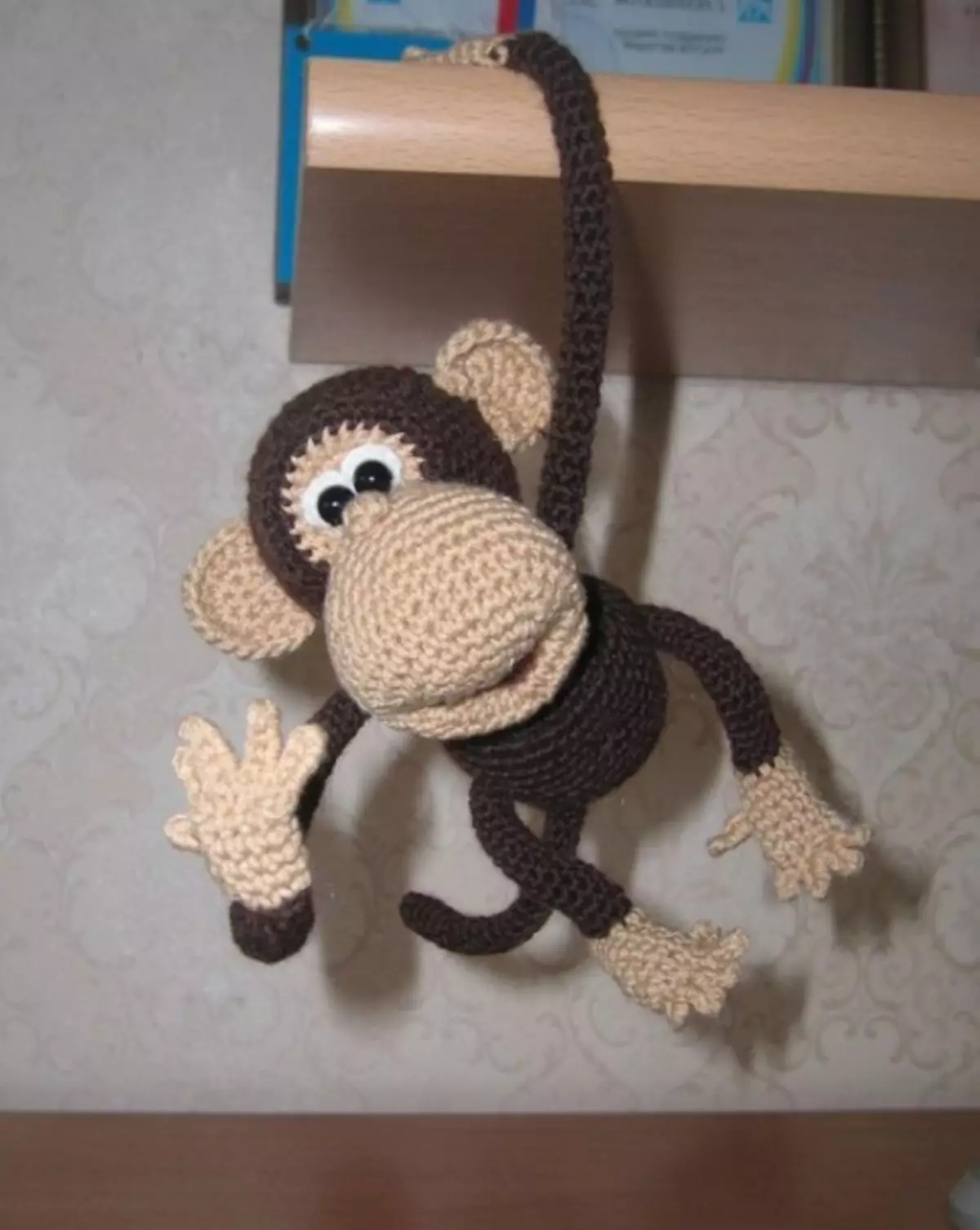 کس طرح اور بندر بندر خود کو کرتا ہے