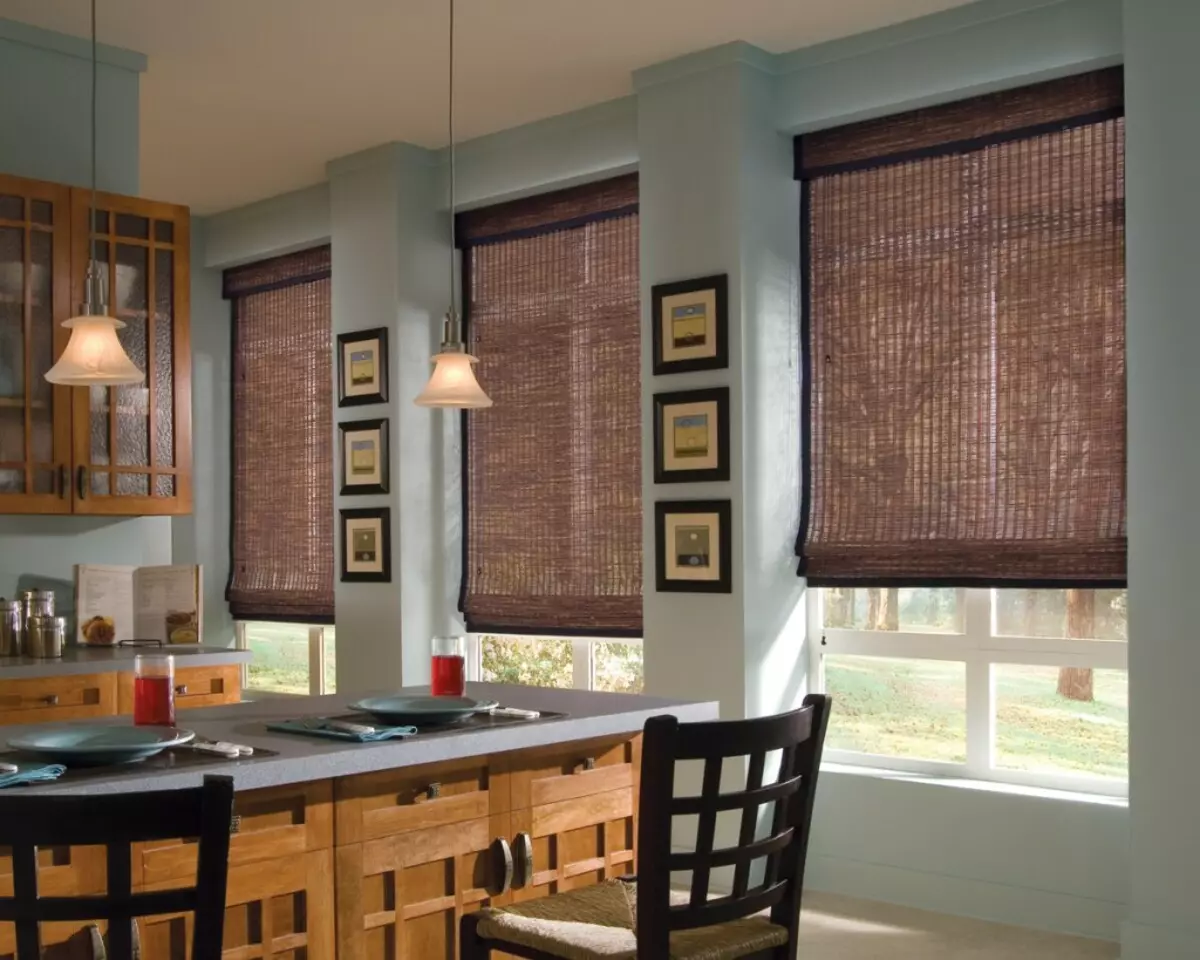 Windows Design இல் மூங்கில் blinds-rollers: எப்படி தேர்வு மற்றும் என்ன கவனம் செலுத்த வேண்டும்