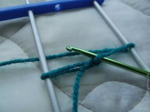 Knitting kanggo garpu kanggo pamula kanthi skema: crochet cemara karo foto lan video