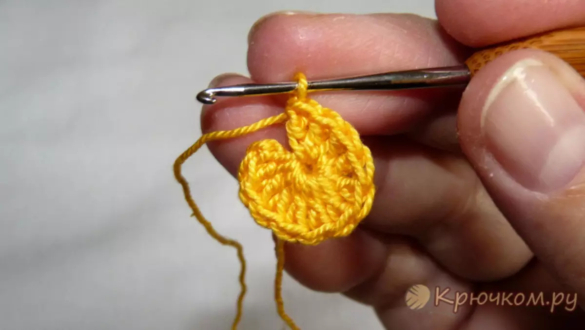 Crochet Appliques: Đề án trang trí quần áo trẻ em với hình ảnh và video