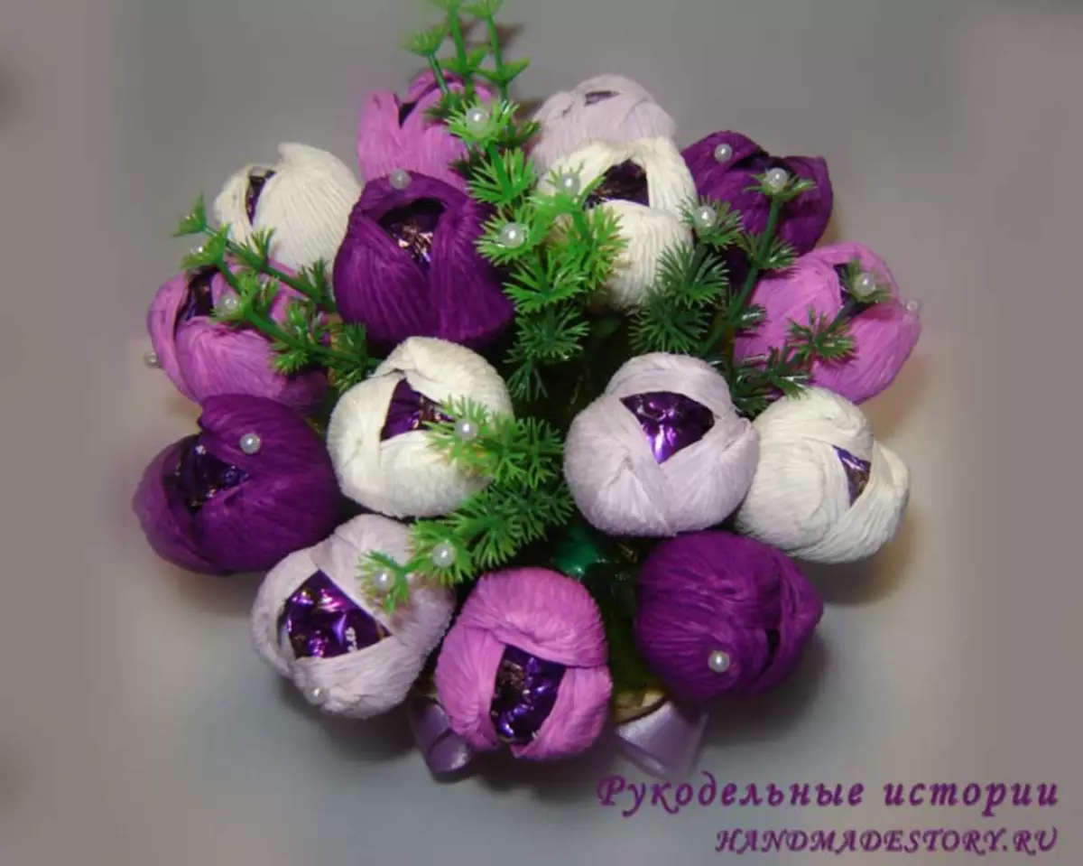 Crocuses từ Candies tự làm: Lớp Master từng bước với Ảnh