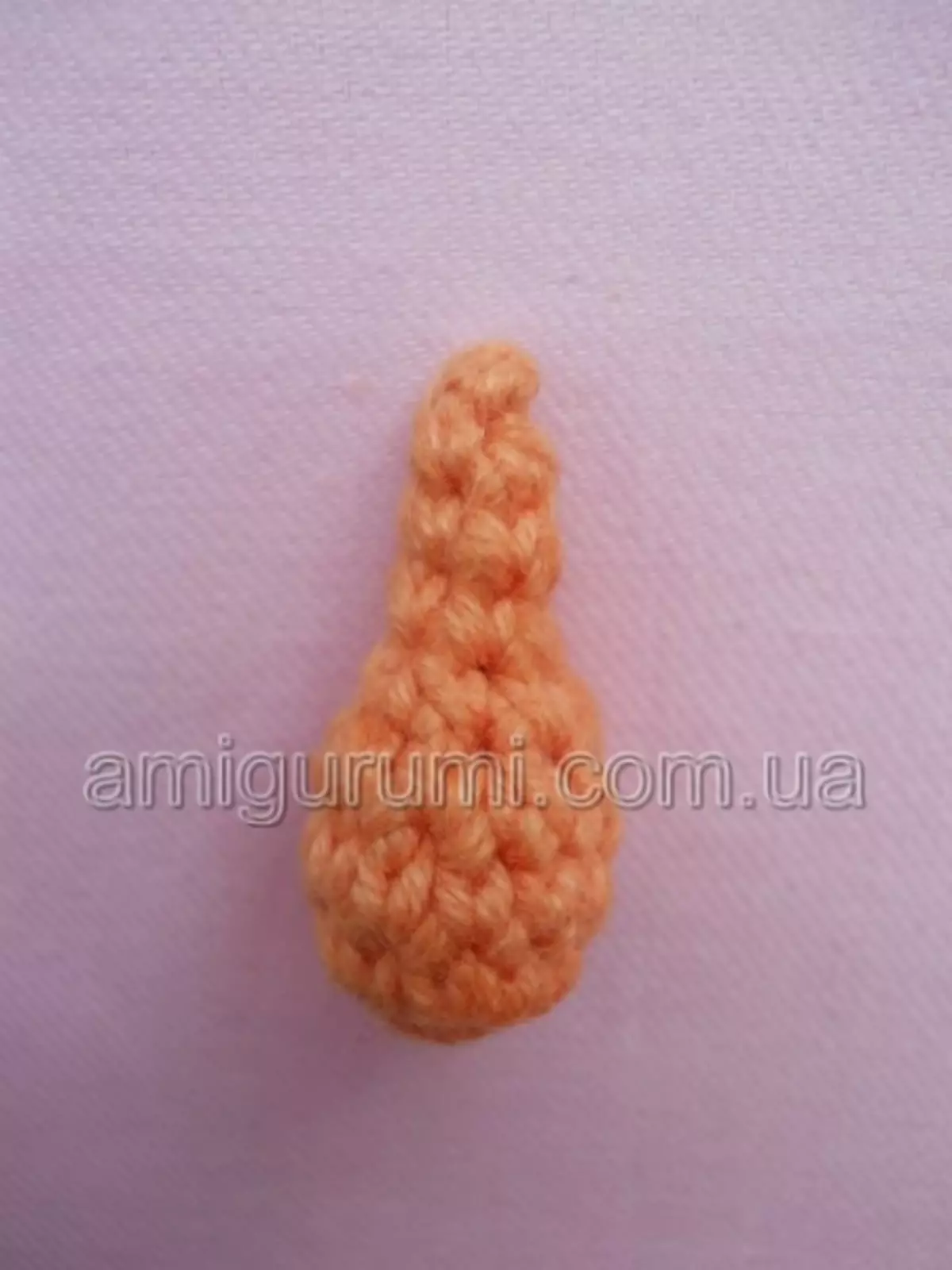 Knitted jwèt fè li tèt ou: Kwochè ak trikote modèl ak videyo