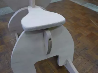 Dječja stolica za ljuljanje