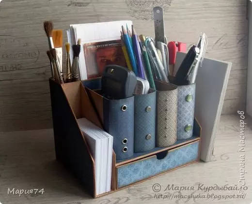 Organisateur de carton avec vos propres mains: classe de maître avec motifs