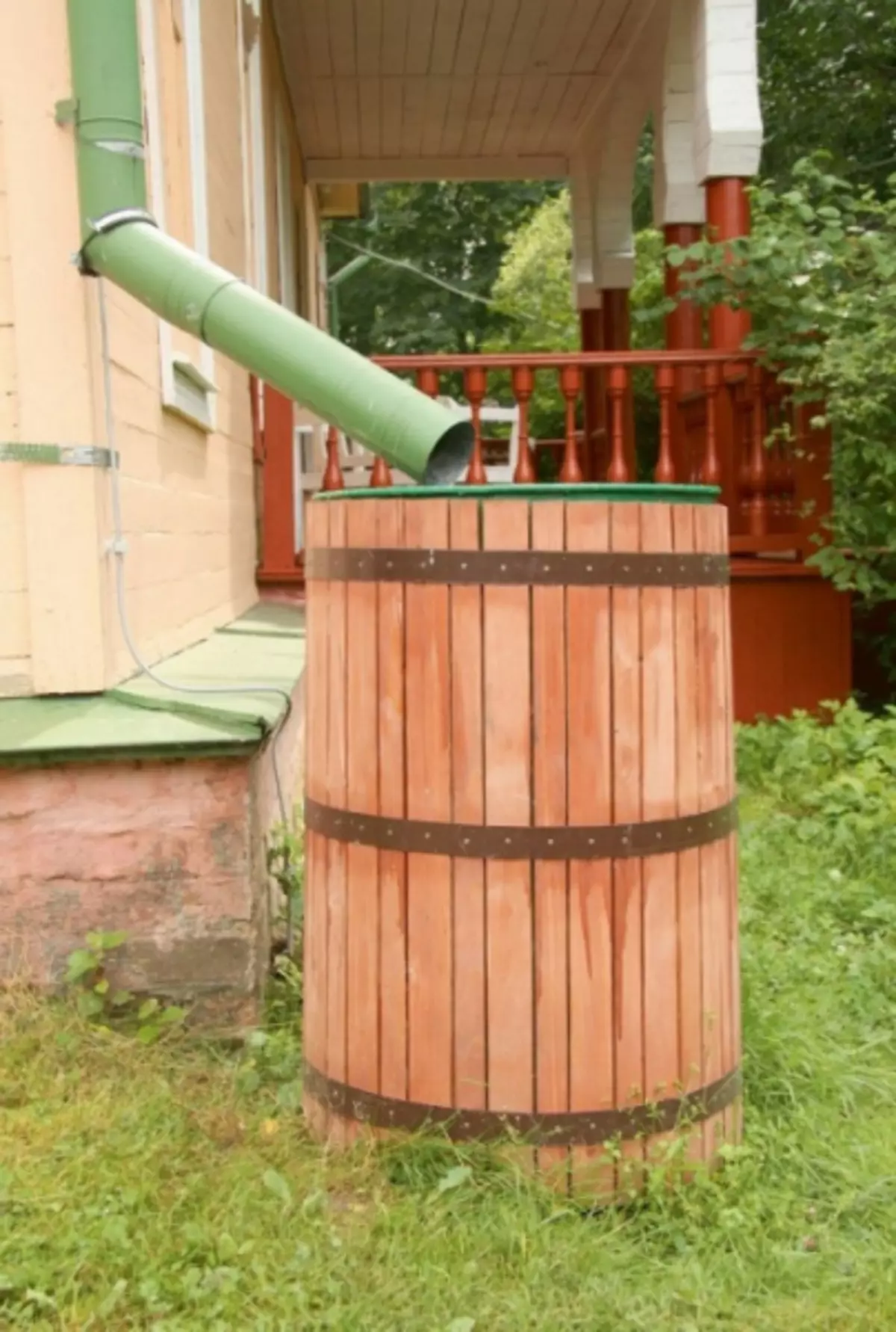 古い木製の樽から作ることができるもの自分でやること（44写真）