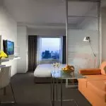 Studioのアパートメント30平方メートルのデザインの居間 - リビングルーム。m