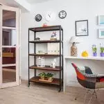 Interiors na ọtụtụ racks dị iche iche: ụdị na iji ha