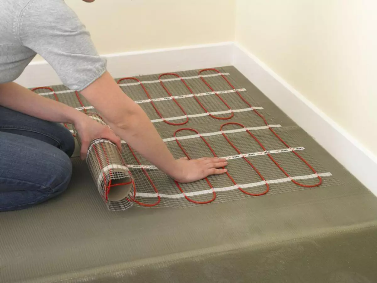 Как сделать электрический теплый пол под плитку
