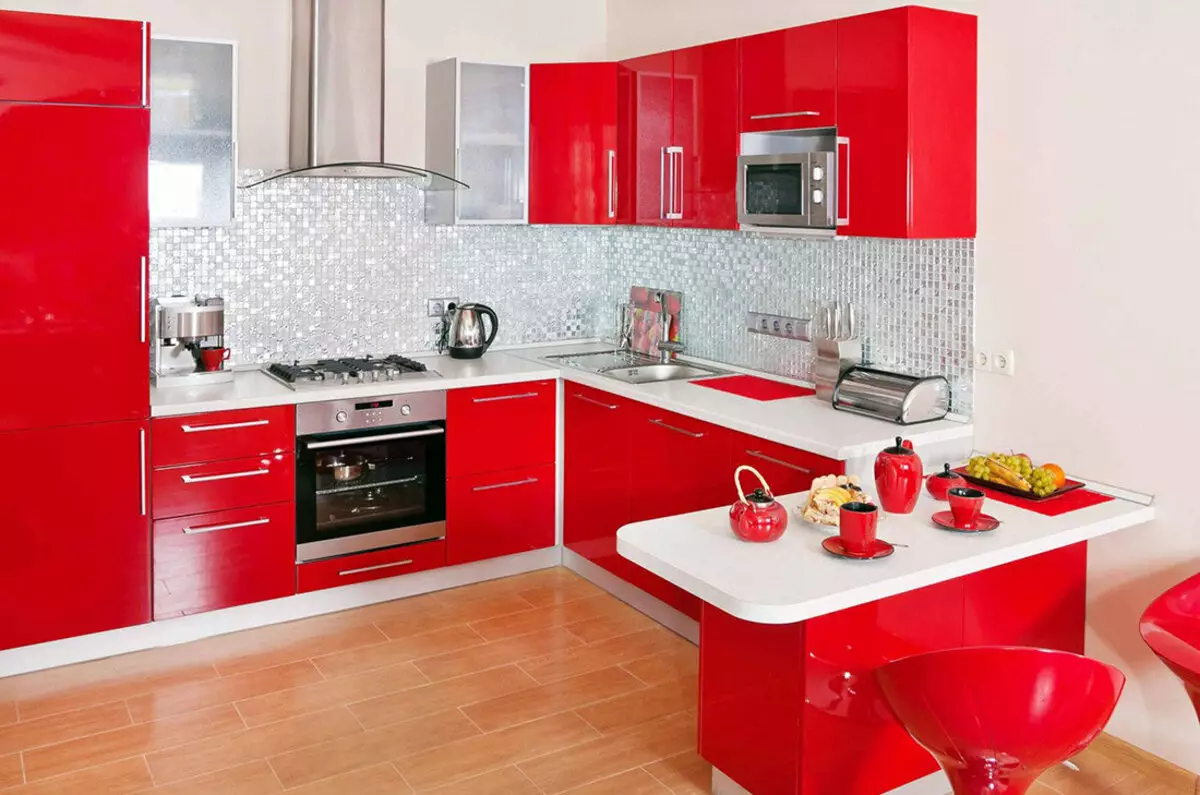 लाल रंग में रसोई इंटीरियर: सभी