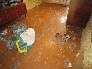 Robíme fázu opravu podlahy v byte s vlastnými rukami