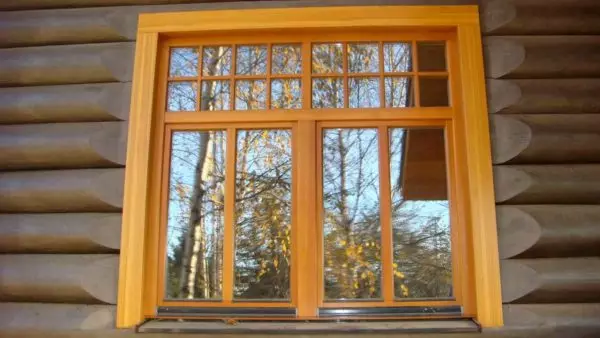 Placket e dritareve për një shtëpi prej druri (dhe jo vetëm)