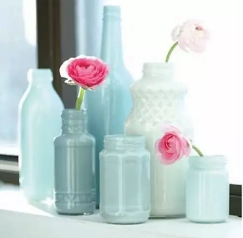 Vázák üvegpalackokból saját kezével: Masterclass + 24 fotó