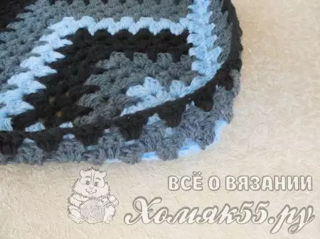 Capes juu ya viti na crochet mkono wako mwenyewe na michoro, picha na video