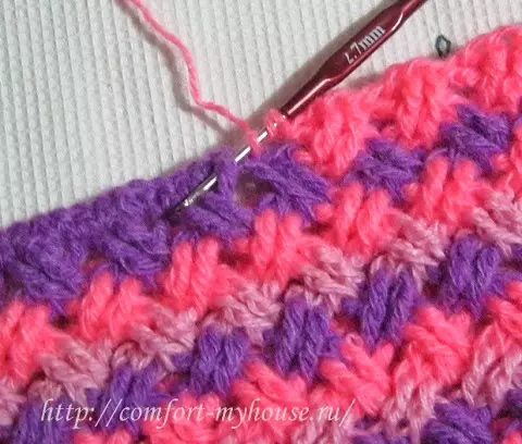 Relief Crochet-kolommen in patronen voor plaid en andere dingen