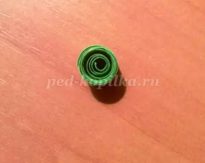 Postcard ফটো এবং ভিডিও সঙ্গে একটি quilling কৌশল আপনার নিজের হাত দিয়ে আপনার নিজের হাতে