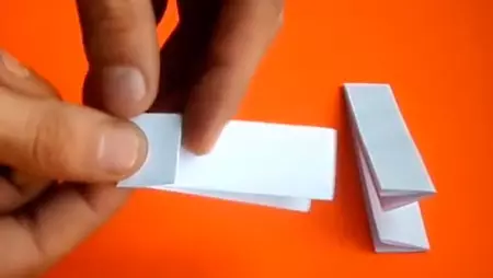 Arma de papel com suas próprias mãos: esquemas com fotos e vídeos