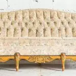 Sparande! Hur återställer den gamla soffan på egen hand?